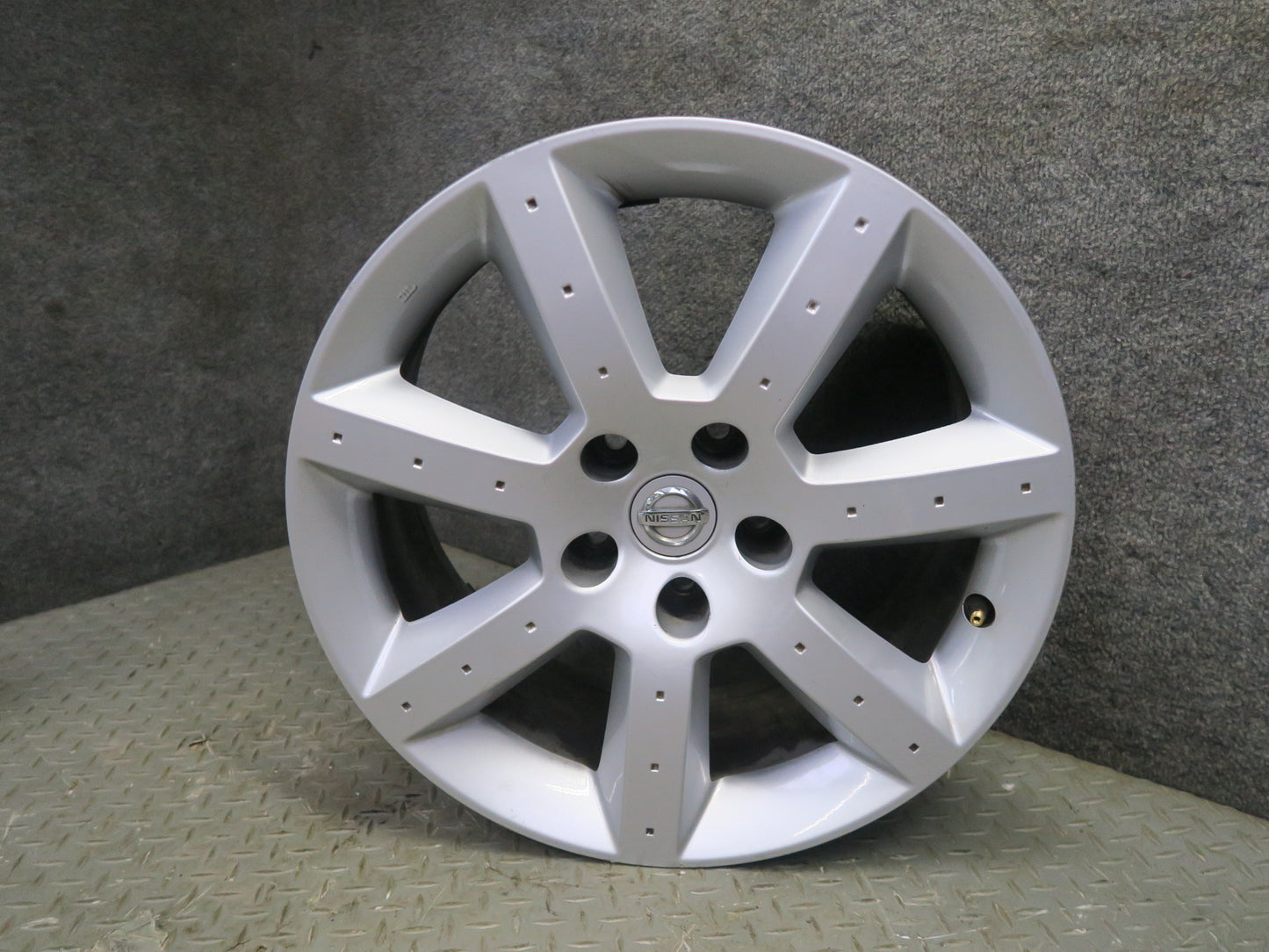 04-05 Nissan Z33 350Z Convert Front R17" Alloy Wheel Rim 17x7.5JJ ET30 OEM