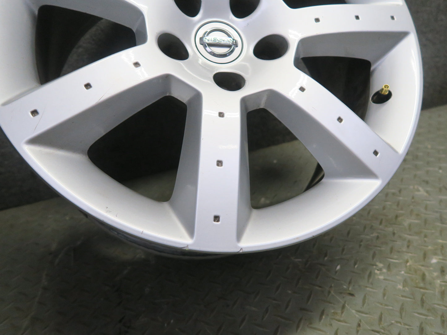 04-05 Nissan Z33 350Z Convert Front R17" Alloy Wheel Rim 17x7.5JJ ET30 OEM