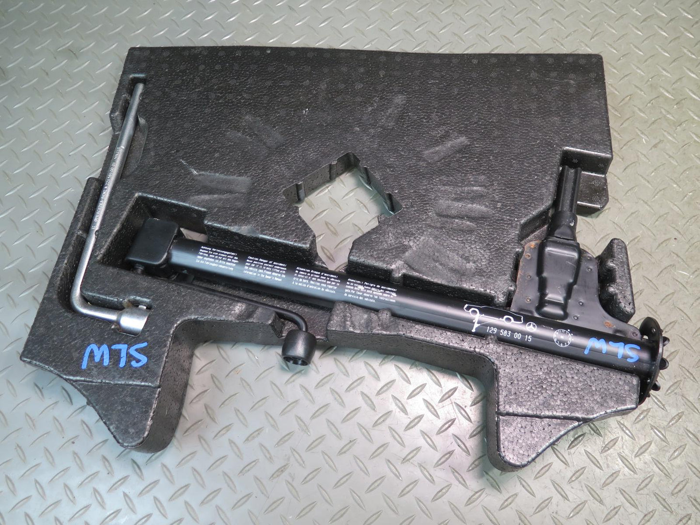 03-12 Mercedes R230 Emergency Spare Tire Lift Jack Wrench Tool KIT Foam Set OEM
