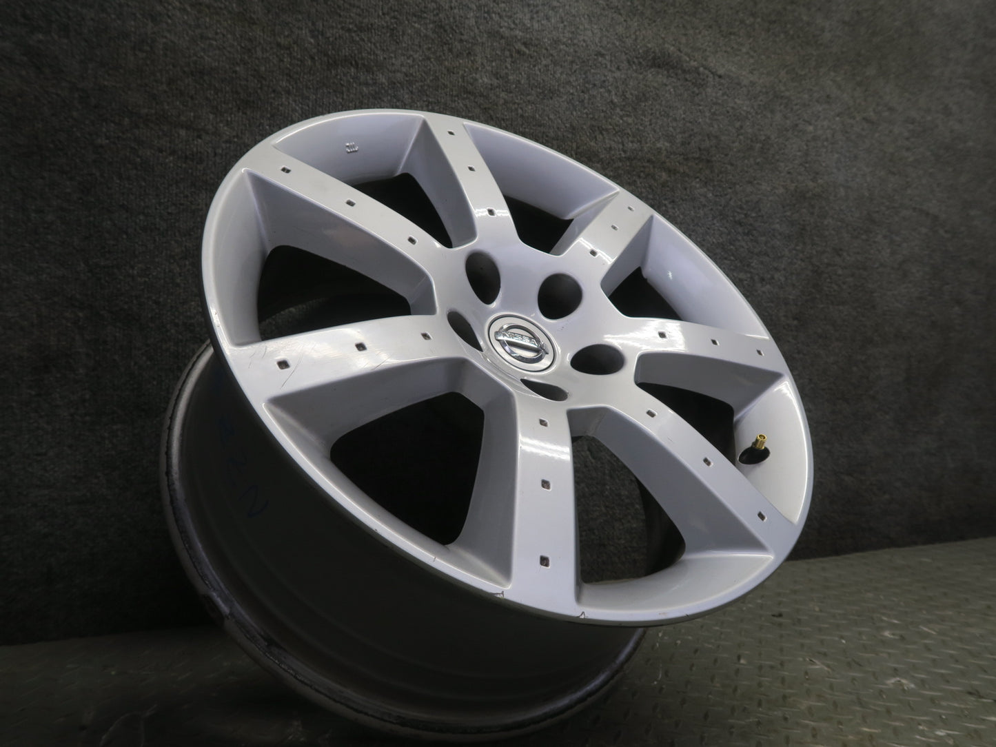 04-05 Nissan Z33 350Z Convert Front R17" Alloy Wheel Rim 17x7.5JJ ET30 OEM
