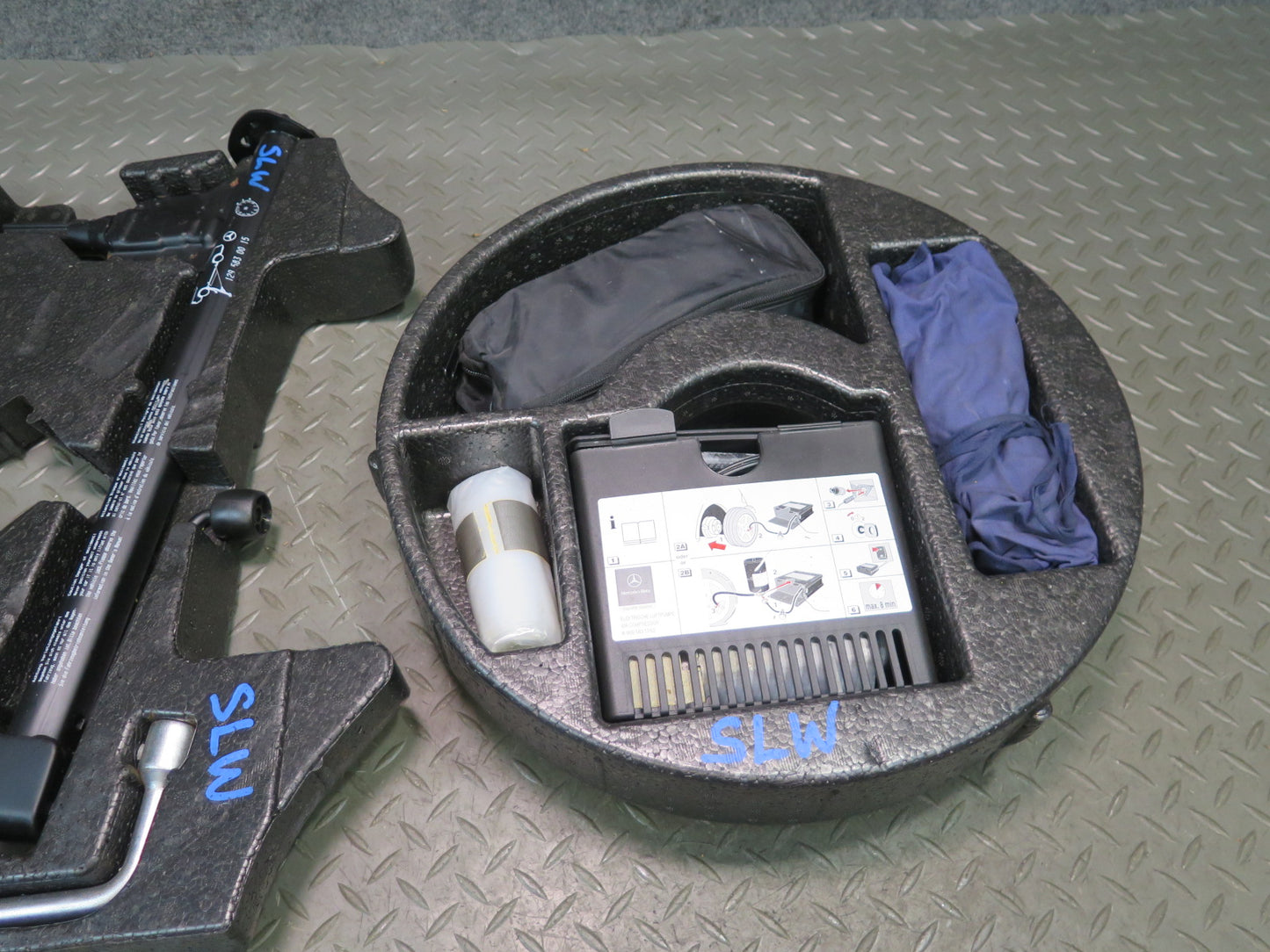 03-12 Mercedes R230 Emergency Spare Tire Lift Jack Wrench Tool KIT Foam Set OEM