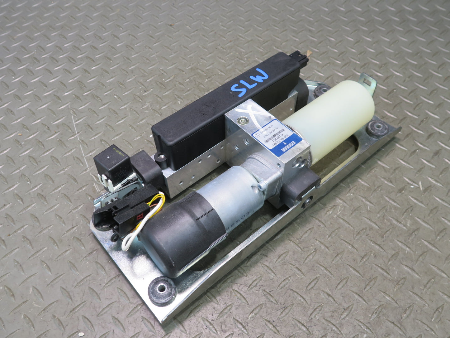 03-08 Mercedes R230 SL500 Sl-class Convertible TOP Roof Hydraulic Pump Motor OEM