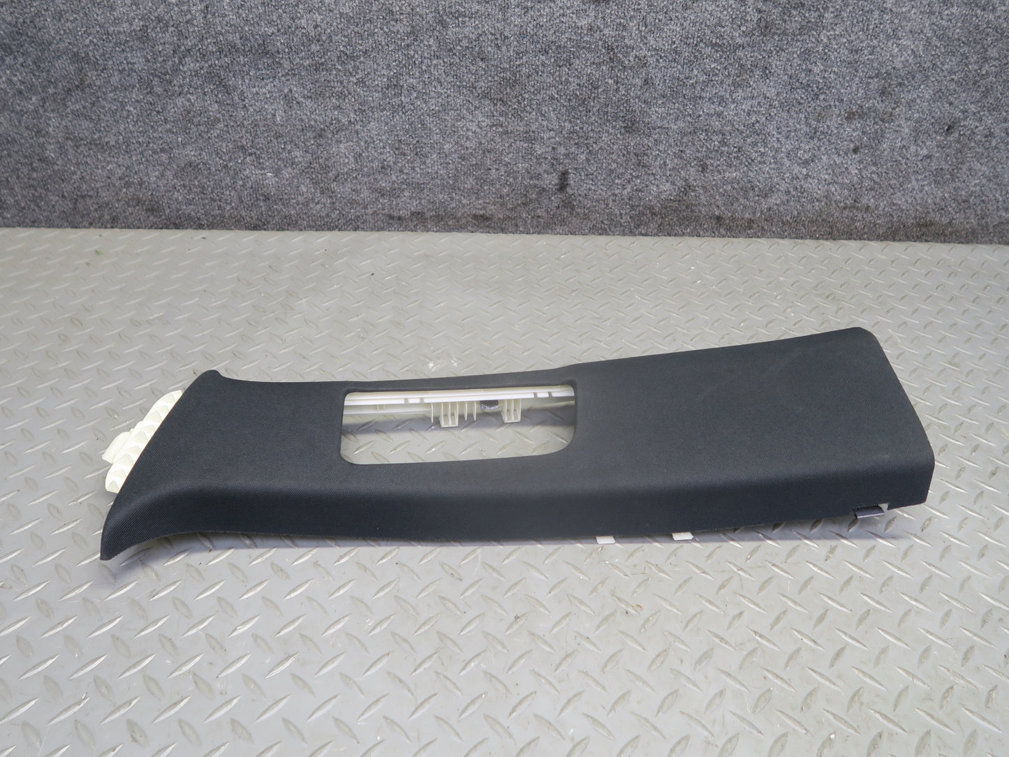 2013-2019 Mercedes X166 GLS450 Right & Left Side B Pillar Upper Trim Panel Set