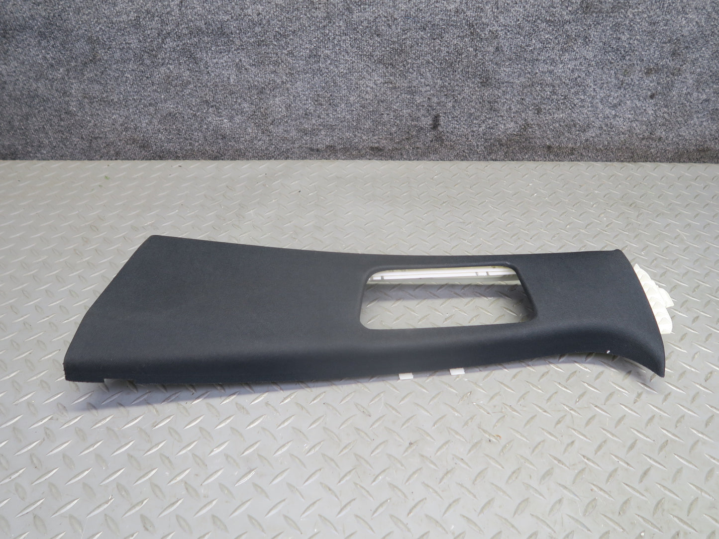 2013-2019 Mercedes X166 GLS450 Right & Left Side B Pillar Upper Trim Panel Set