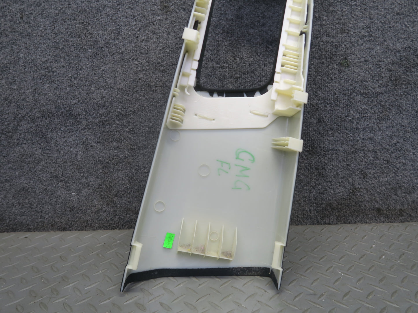 2013-2019 Mercedes X166 GLS450 Right & Left Side B Pillar Upper Trim Panel Set
