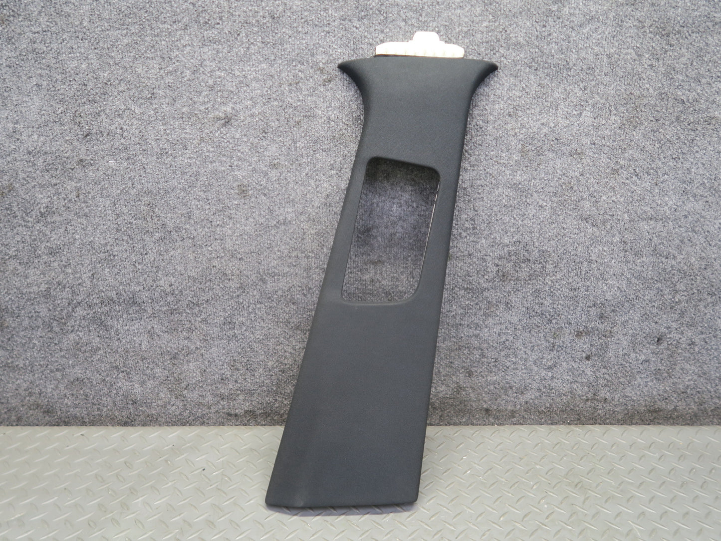 2013-2019 Mercedes X166 GLS450 Right & Left Side B Pillar Upper Trim Panel Set