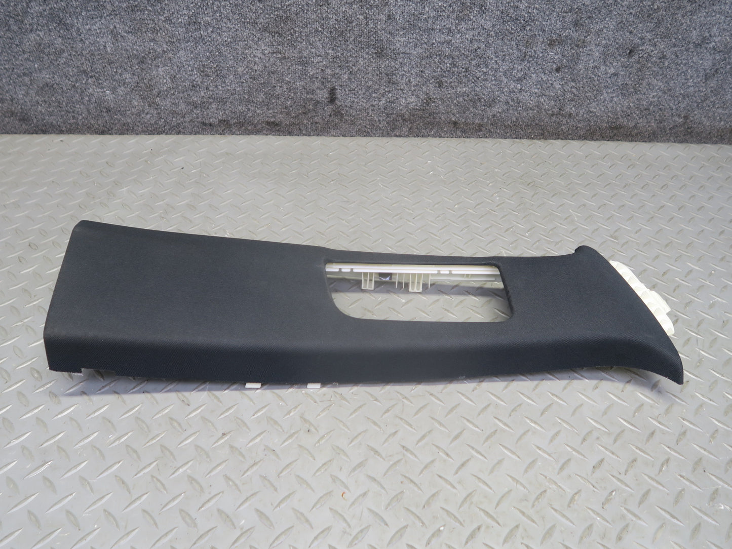 2013-2019 Mercedes X166 GLS450 Right & Left Side B Pillar Upper Trim Panel Set