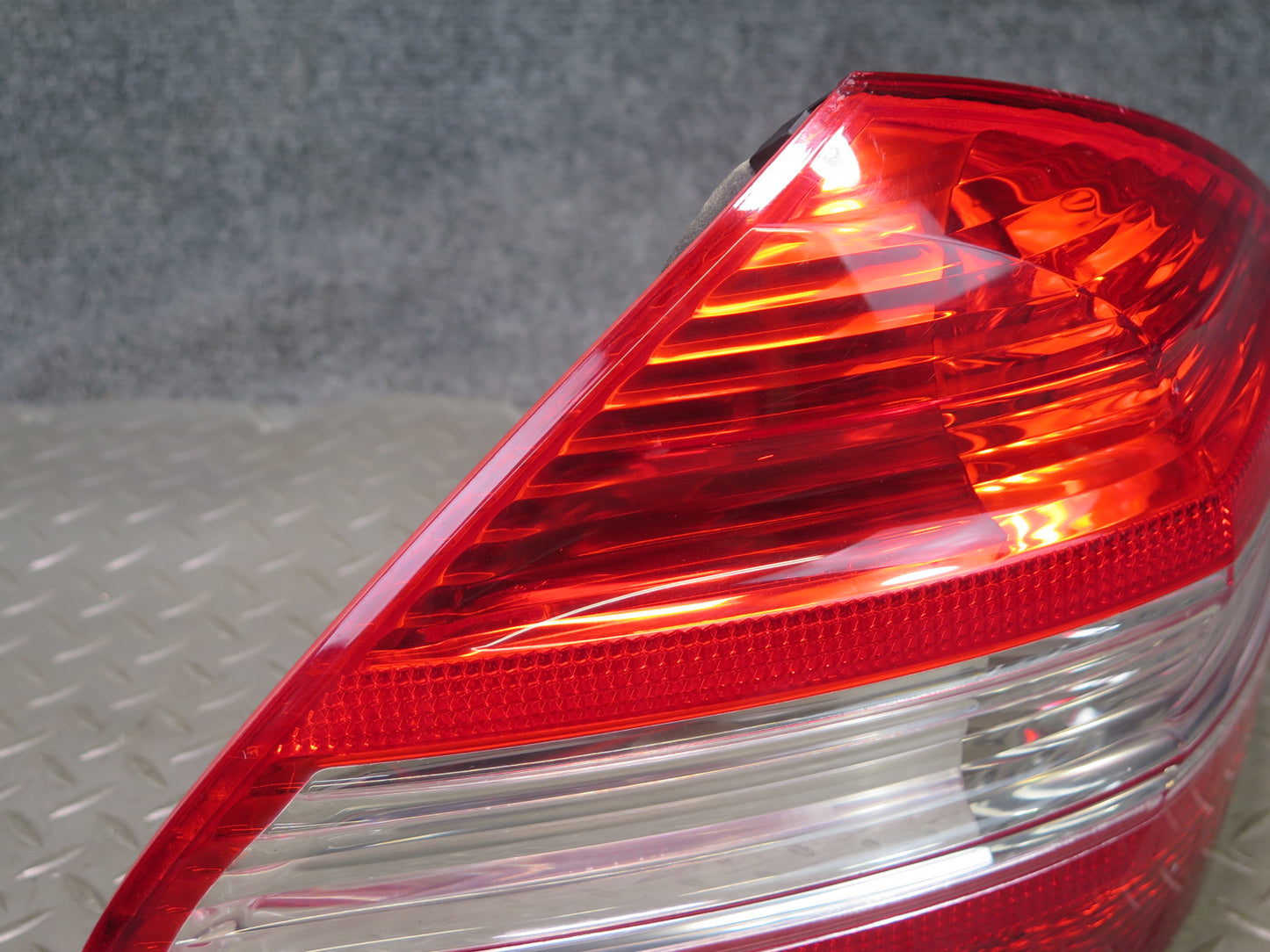 07-12 Mercedes R230 Sl-class Rear Left Tail Light Lamp 2308201164 OEM