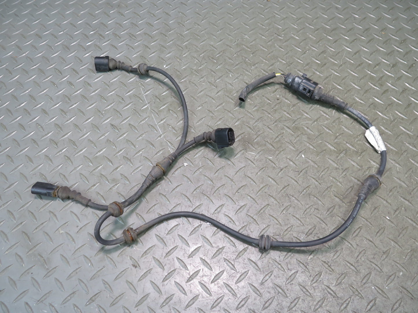 2003-2010 Porsche Cayenne 955 Rear Right Wheel ABS Speed Sensor