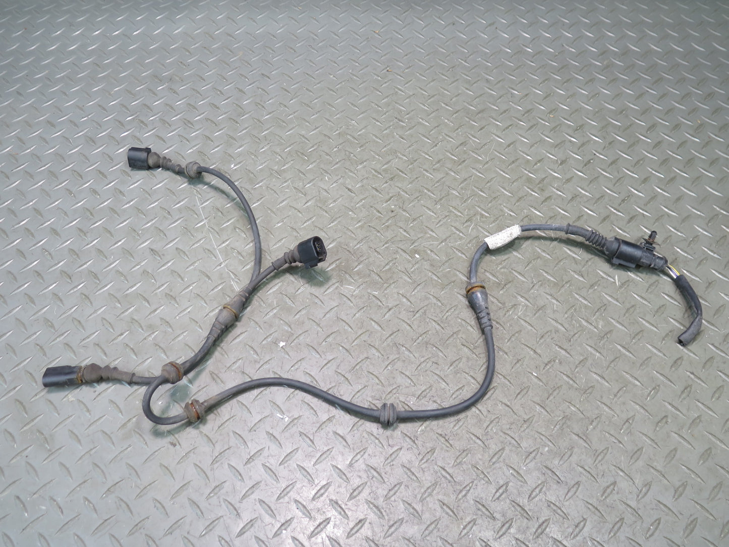 2003-2010 Porsche Cayenne 955 Rear Right Wheel ABS Speed Sensor