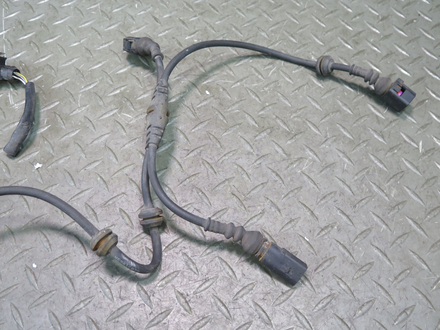 2003-2010 Porsche Cayenne 955 Rear Right Wheel ABS Speed Sensor