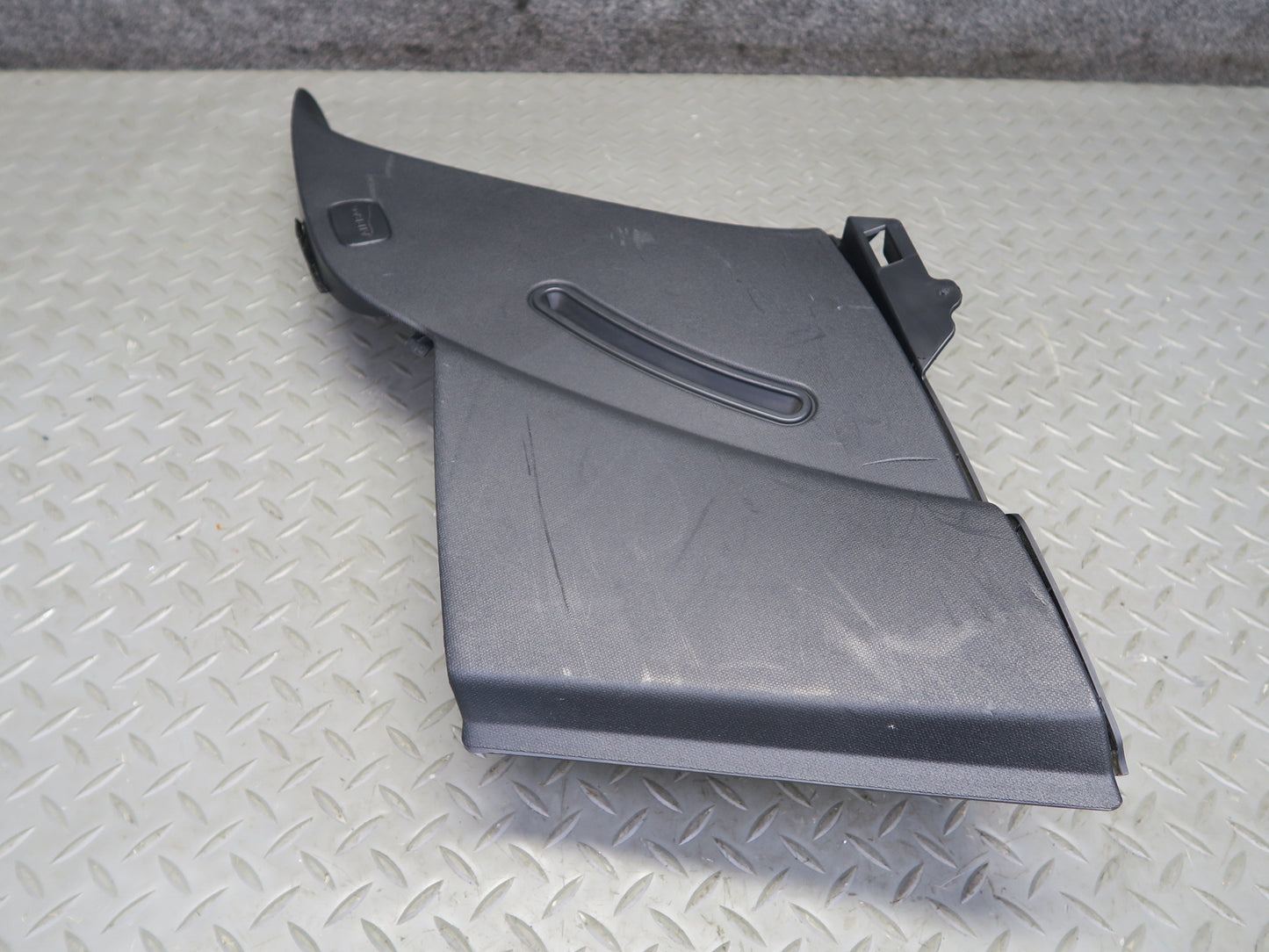 17-19 Mercedes X166 GLS450 Rear Right & Left Side D Pillar Upper Trim Panel Set