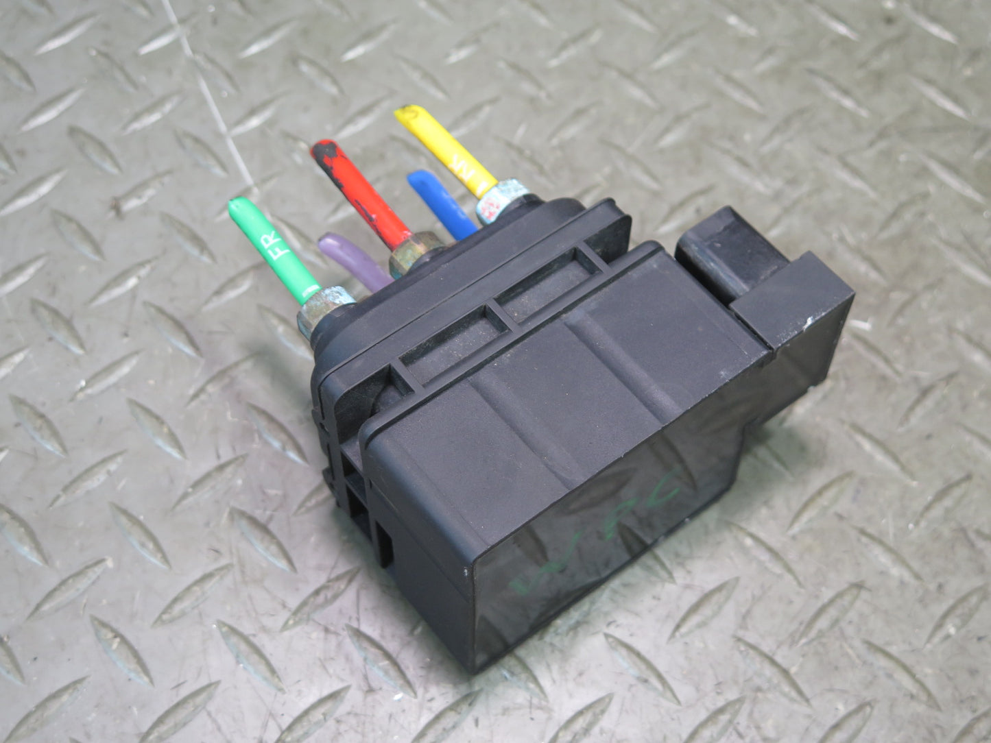 2003-2006 Porsche Cayenne 955 Air Suspension Control Valve Block