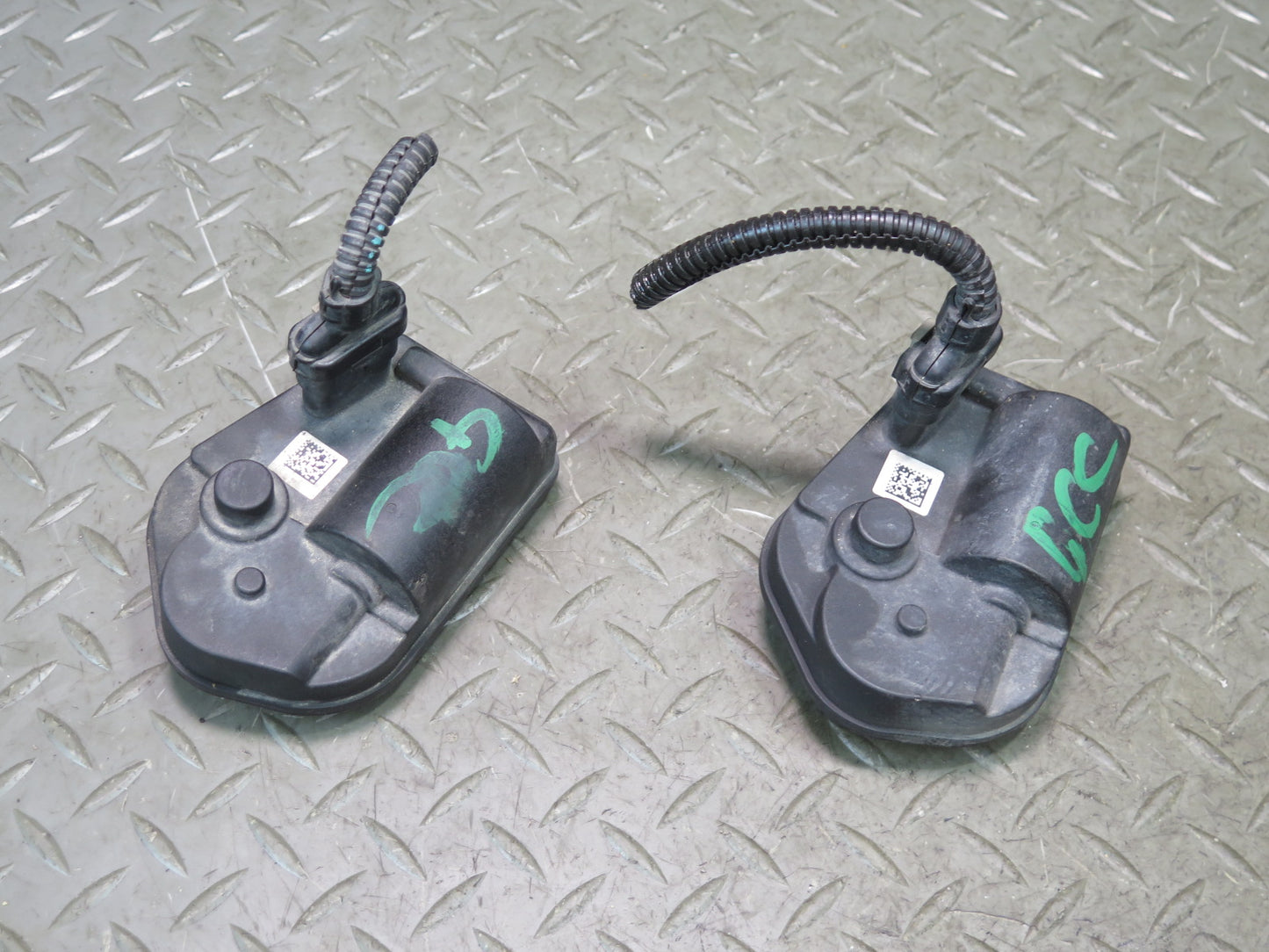 16-24 Chevrolet Camaro SS Set of 2 Left & Right NPP Exhaust Actuator OEM