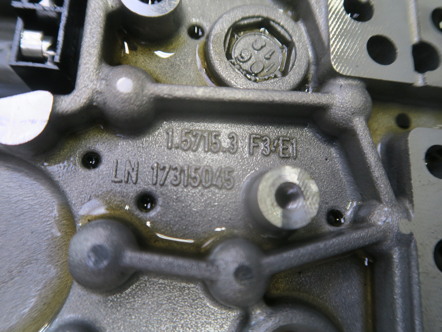 2017-2019 Mercedes X166 GLS450 9G-TRONIC Automatic Transmission Valve Body