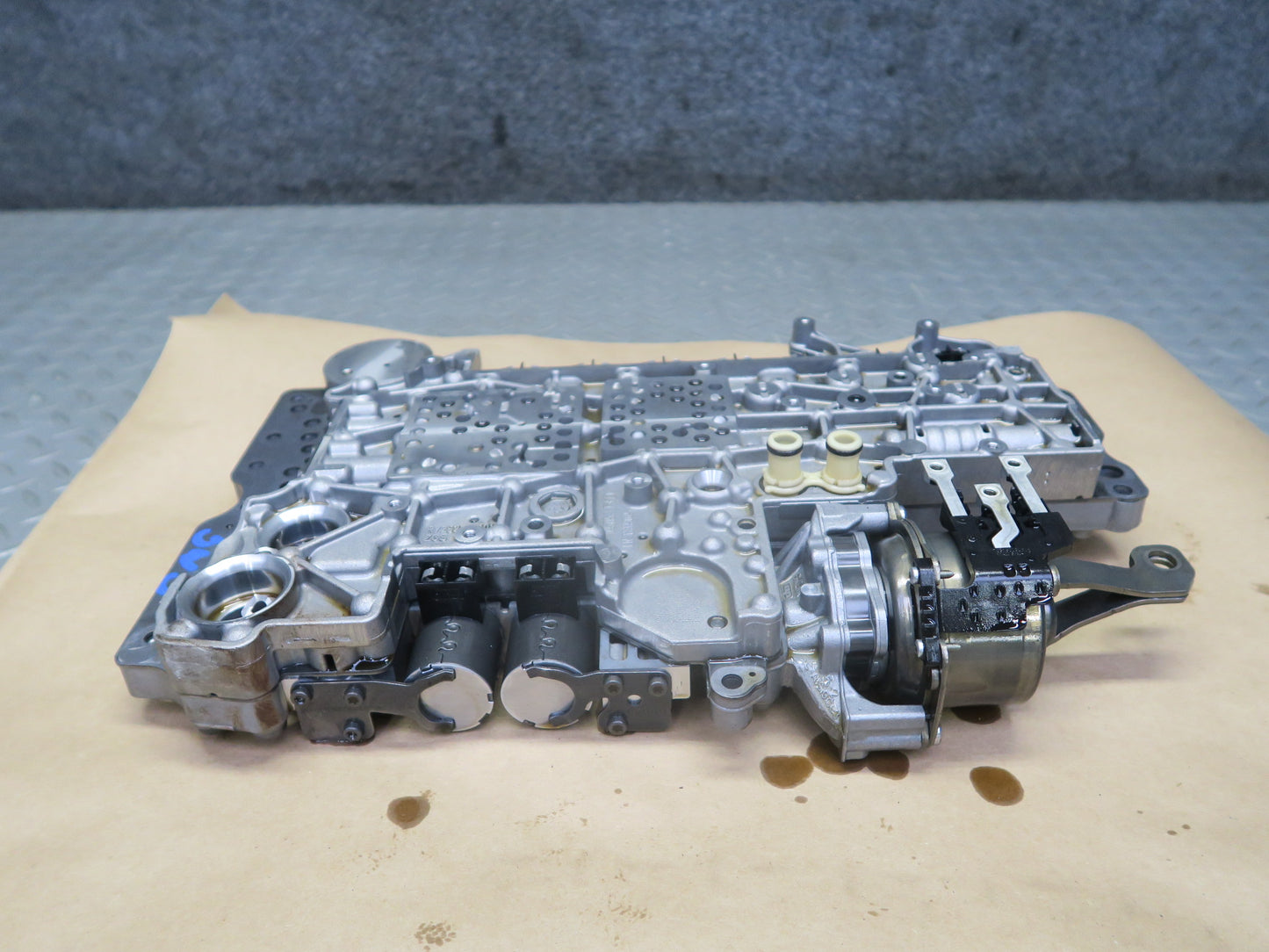 2017-2019 Mercedes X166 GLS450 9G-TRONIC Automatic Transmission Valve Body