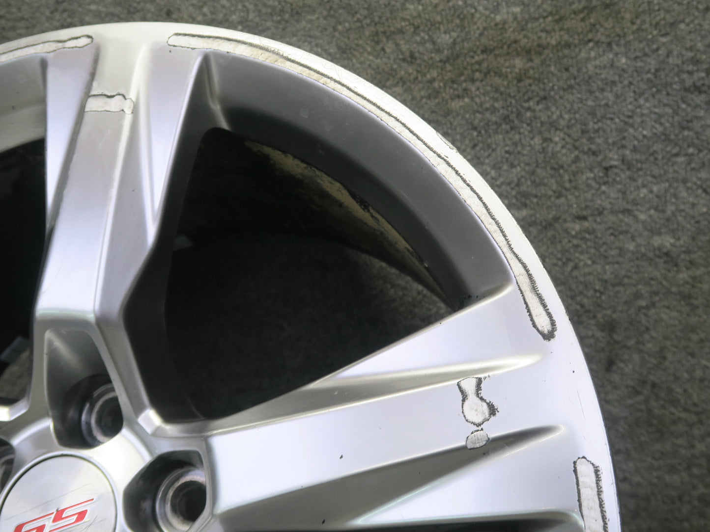 16-18 Chevrolet Camaro SS Rear Alloy R20 20" Wheel Rim 20x9.5JJ ET39 Silver OEM
