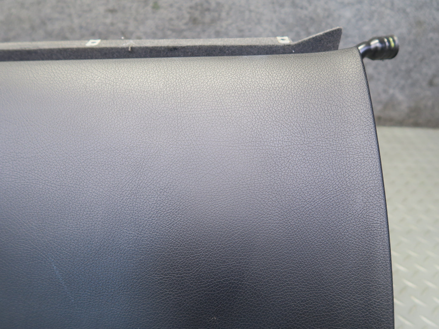 2013-2019 Mercedes X166 GLS450 Dash Front Right Glove Box Compartment Storage