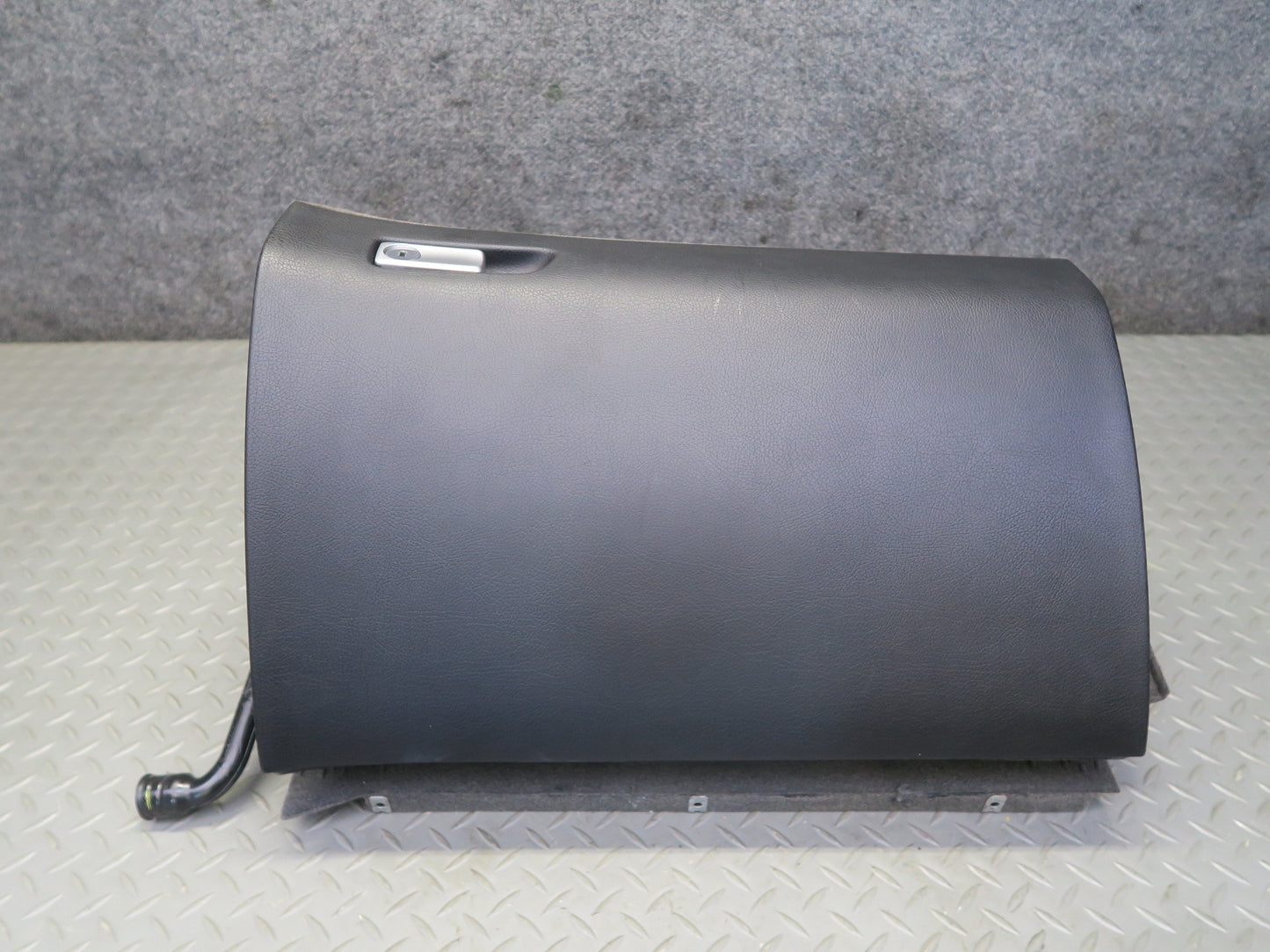 2013-2019 Mercedes X166 GLS450 Dash Front Right Glove Box Compartment Storage