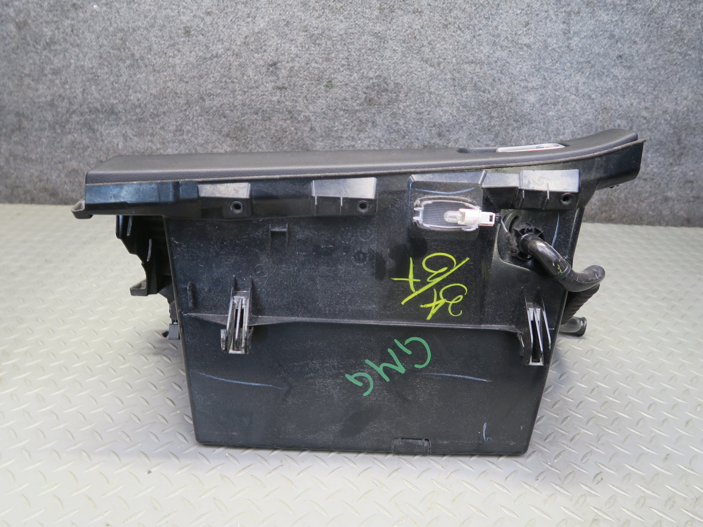 2013-2019 Mercedes X166 GLS450 Dash Front Right Glove Box Compartment Storage