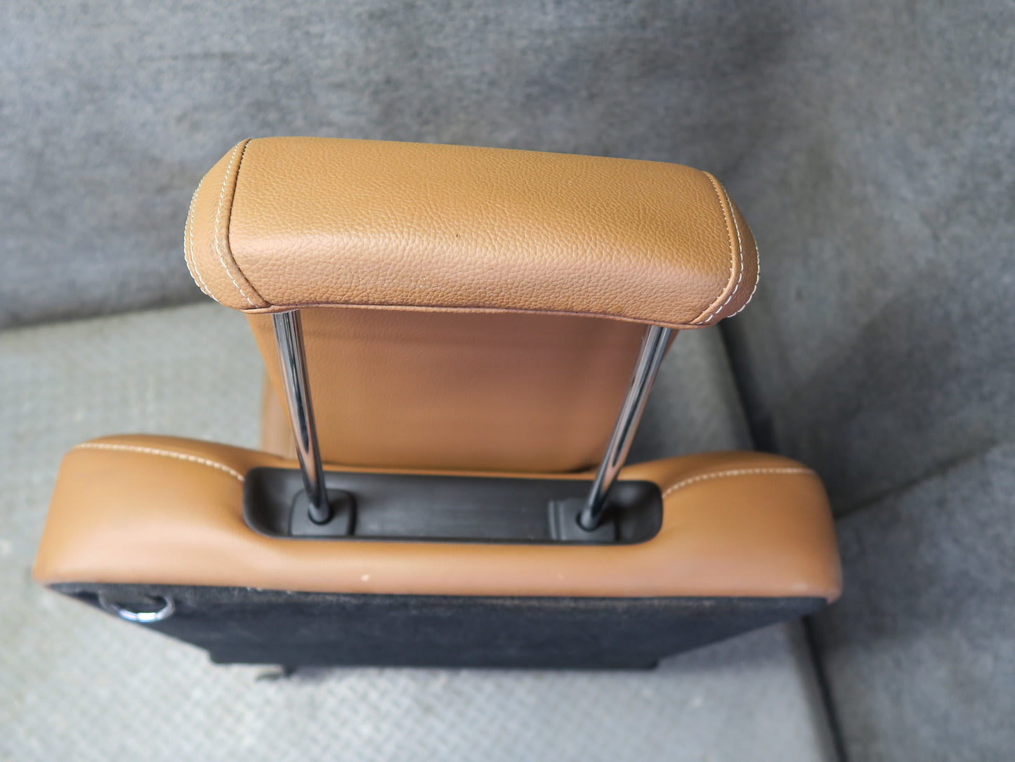 2017-2019 Mercedes X166 GLS450 Rear Third 3RD ROW Side Leather Seat Brown