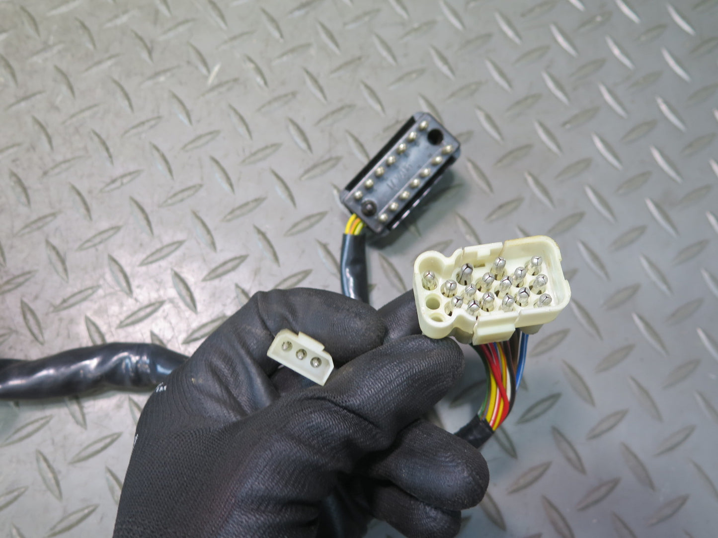 1987-1989 Porsche 928 S Left Driver Side Door Wire Wiring Harness