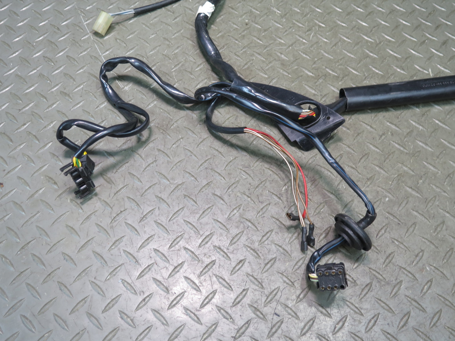 1987-1989 Porsche 928 S Left Driver Side Door Wire Wiring Harness