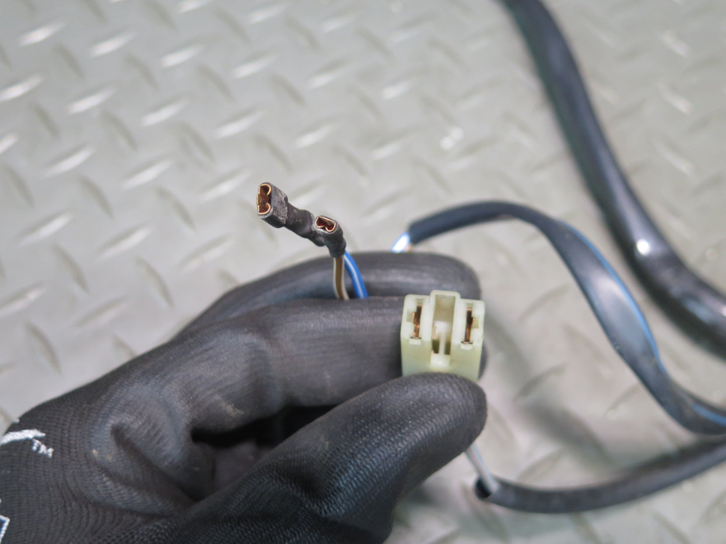 1987-1989 Porsche 928 S Left Driver Side Door Wire Wiring Harness