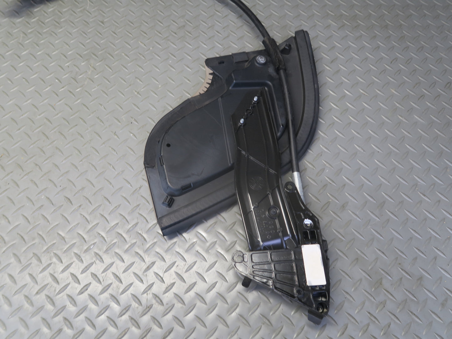 07-12 Mercedes R230 Sl-class Convertible TOP Roof Rear Flap Motor Assy Beige OEM