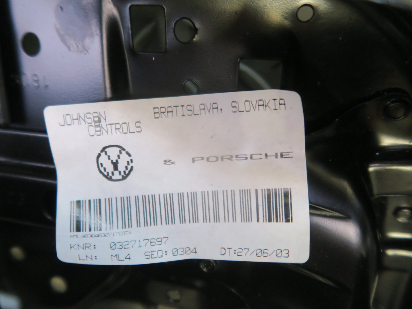 2003-2004 Porsche Cayenne 955 Front Right Seat Lower Frame Track w Motors