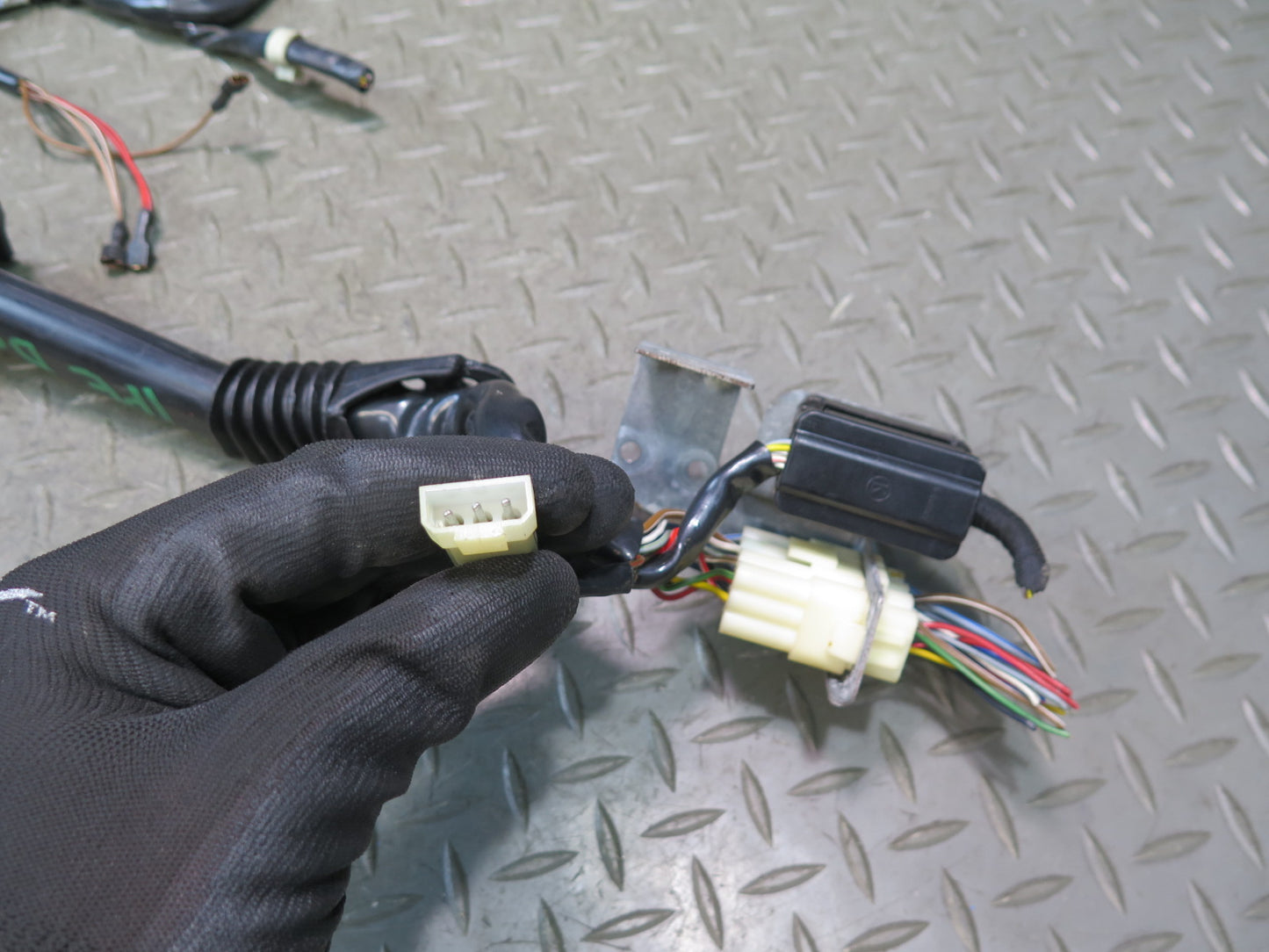 1987-1989 Porsche 928 S4 Right Passenger Side Door Wire Wiring Harness