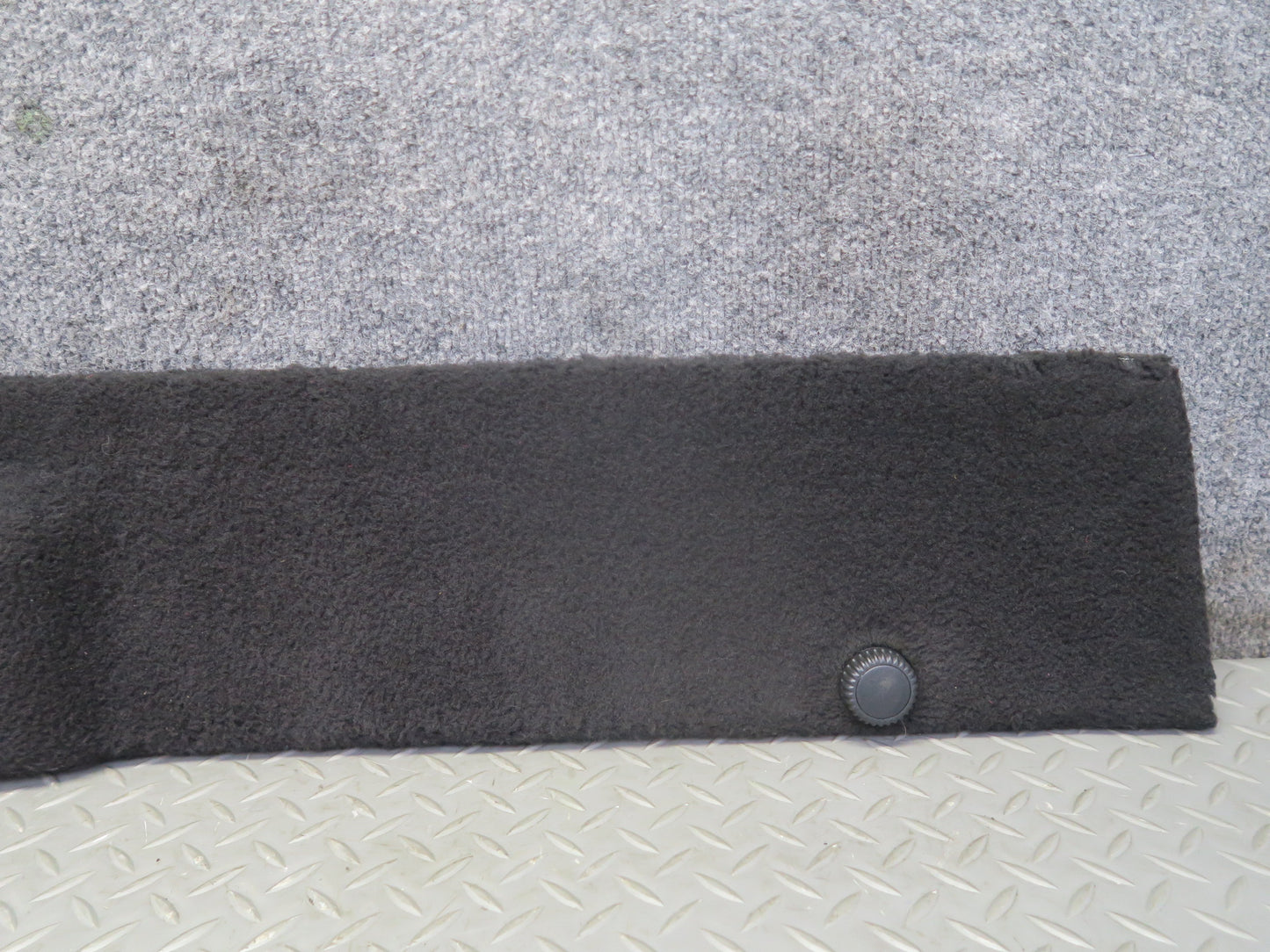 1984-1991 Porsche 928 S Rear Trunk Tool Holder Carpet Cover 92855118106