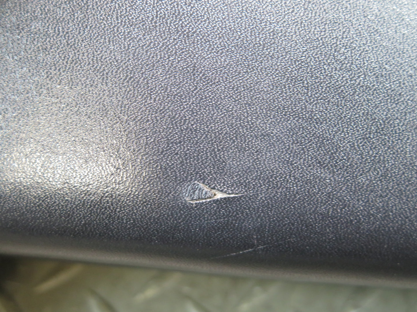1984-1991 Porsche 928 Center Console Leather Armrest Black 92855570102