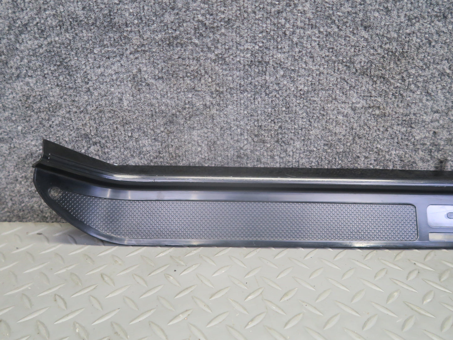 1984-1991 Porsche 928 Right Door Scuff Sill Plate Trim Cover 92855105602