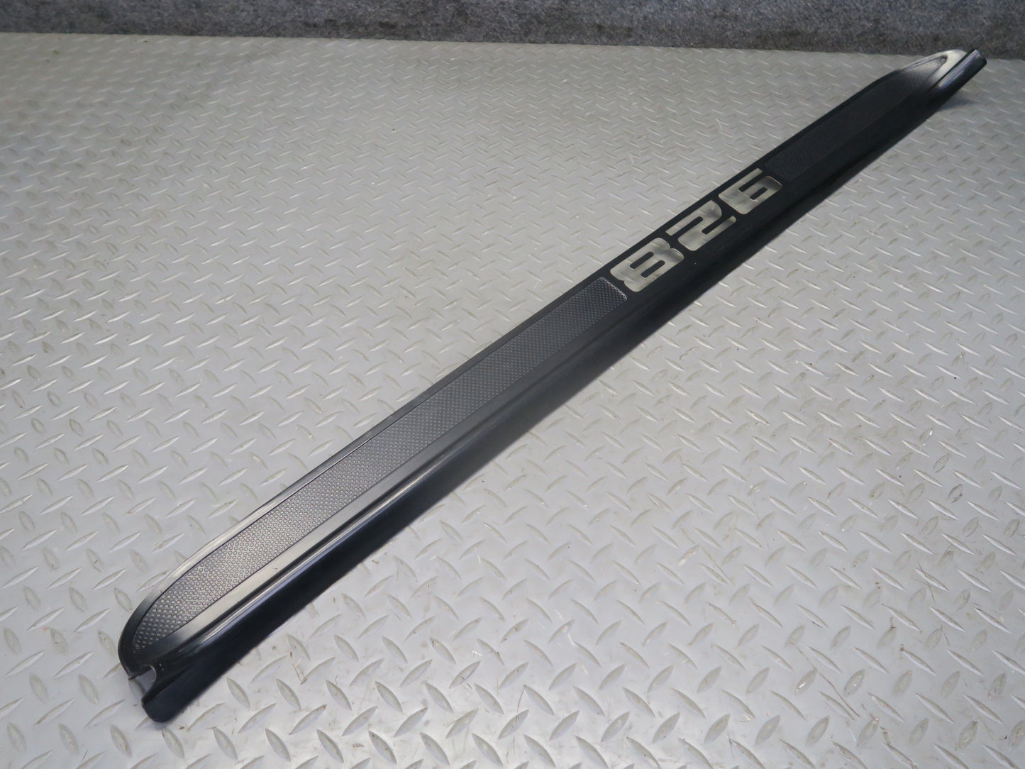1984-1991 Porsche 928 Right Door Scuff Sill Plate Trim Cover 92855105602