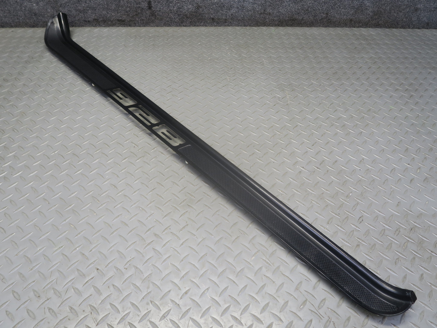 1984-1991 Porsche 928 Right Door Scuff Sill Plate Trim Cover 92855105602