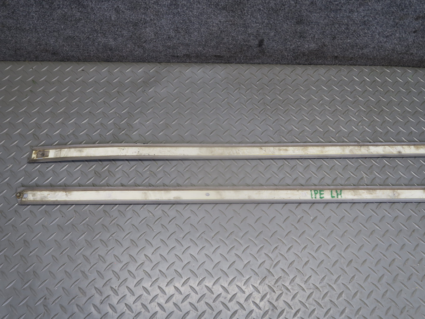 83-95 Porsche 928 S4 Right Left Fender Door Quarter Body Molding Panel Set of 5