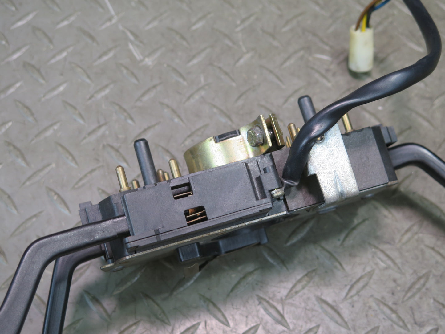 1987 Porsche 928 Steering Column Turn Signal Wiper Cruise Multi Switch 59K Miles