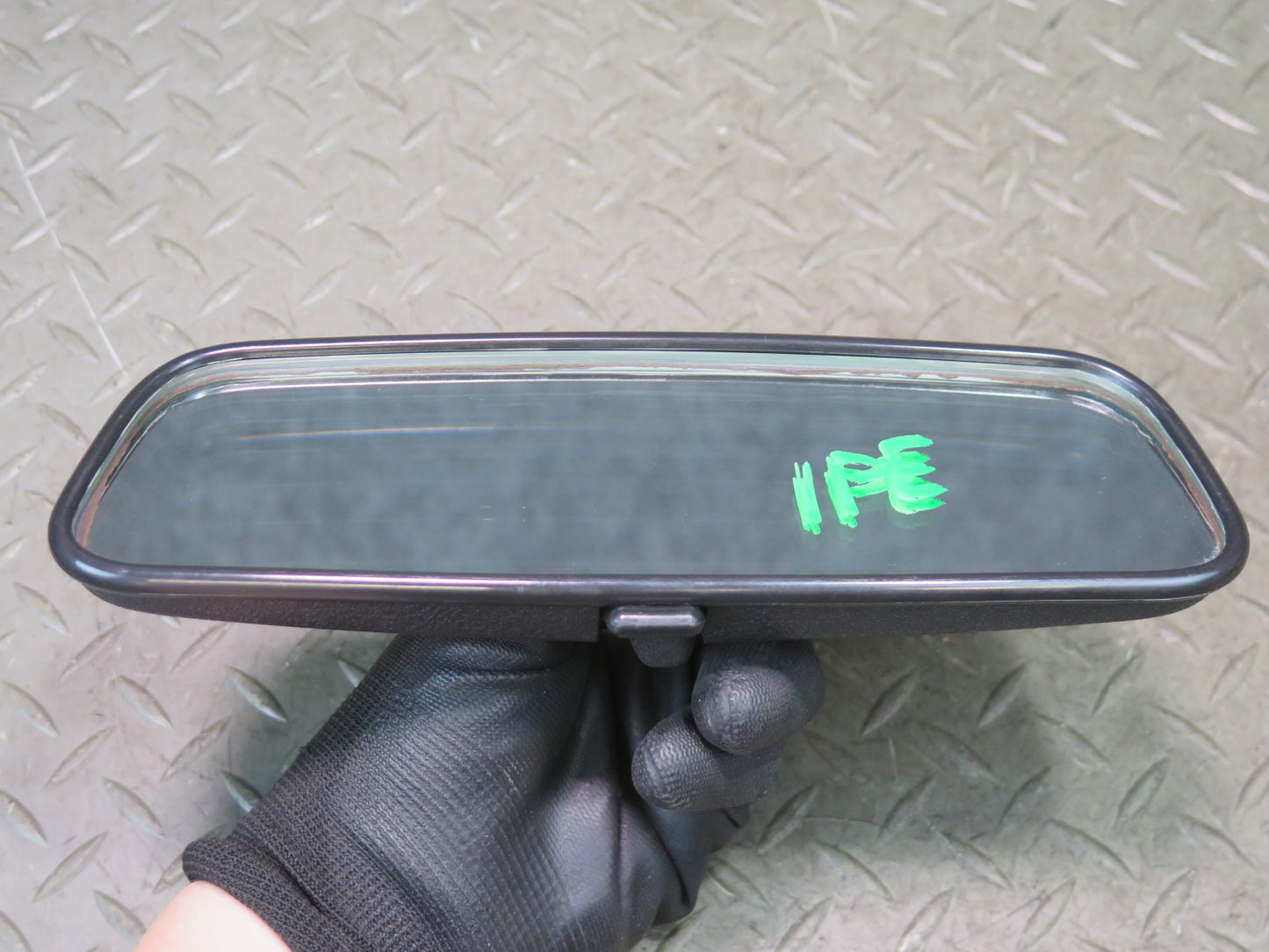 1984-1991 Porsche 928 Manual Dimming Interior Rear View Mirror