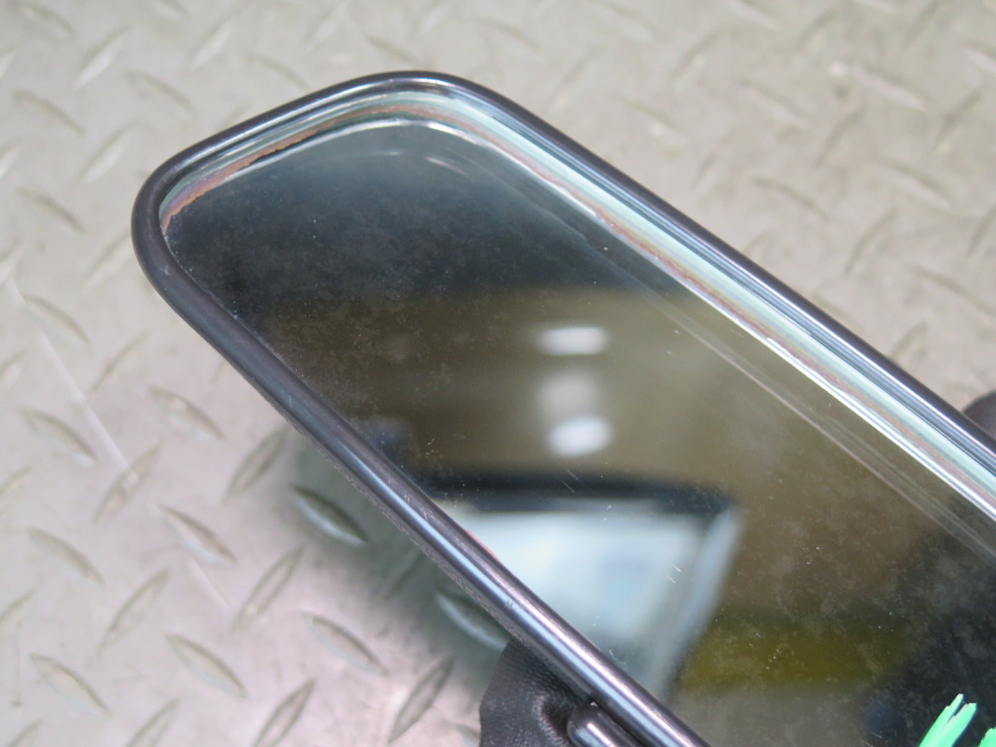 1984-1991 Porsche 928 Manual Dimming Interior Rear View Mirror