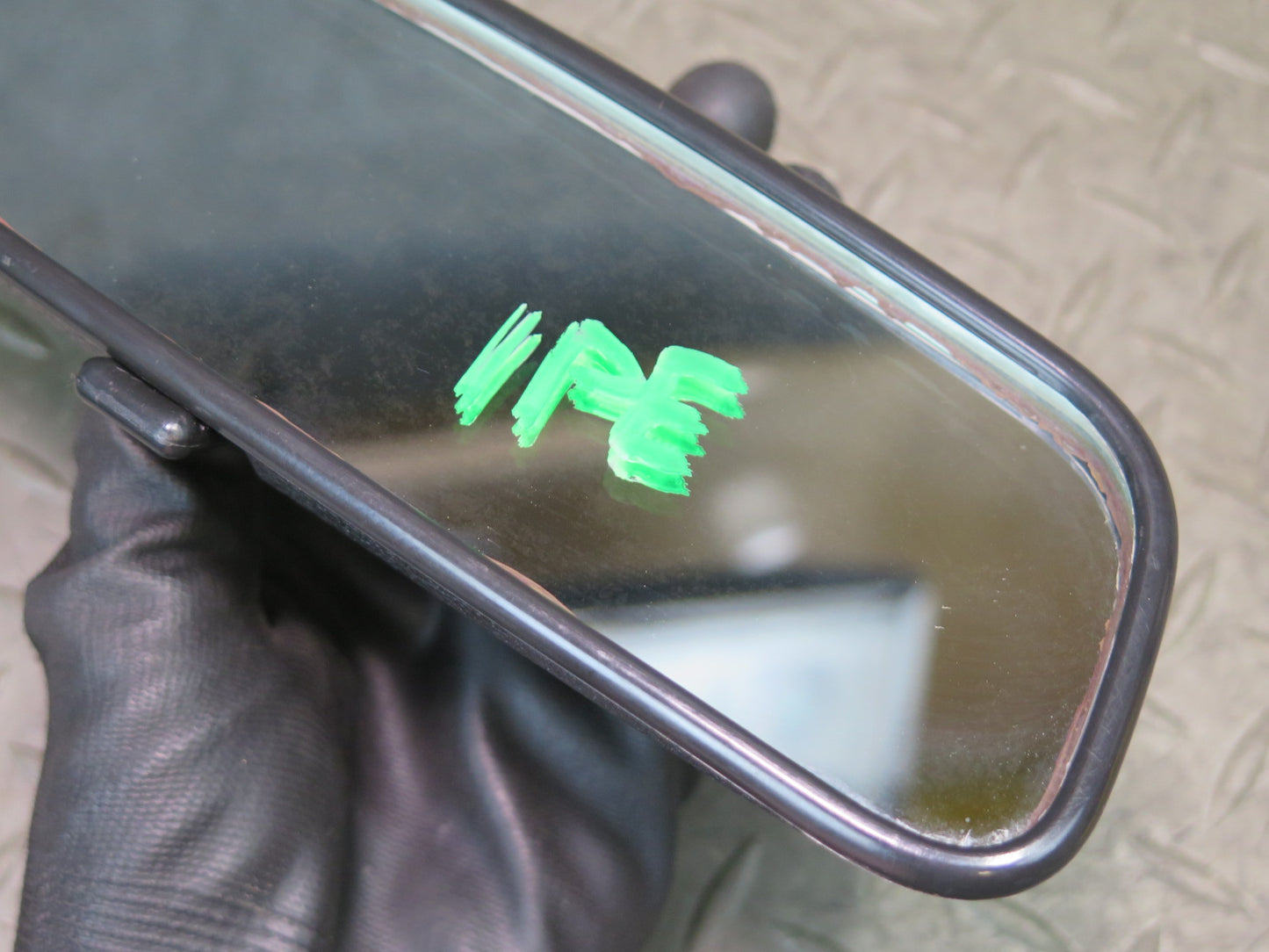1984-1991 Porsche 928 Manual Dimming Interior Rear View Mirror
