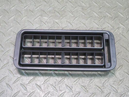 1984-1991 Porsche 928 S4 Front Center Console Dash Air Vent Grille
