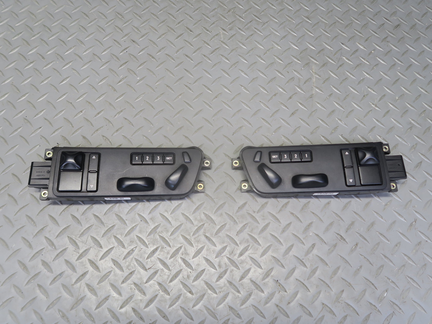 2003-2010 Porsche Cayenne 955 Front Left & Right Seat Adjust Control Switch Set