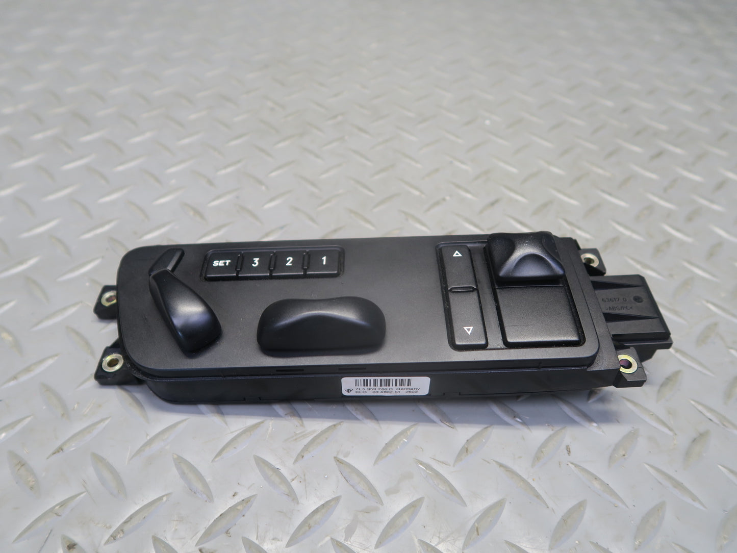 2003-2010 Porsche Cayenne 955 Front Left & Right Seat Adjust Control Switch Set