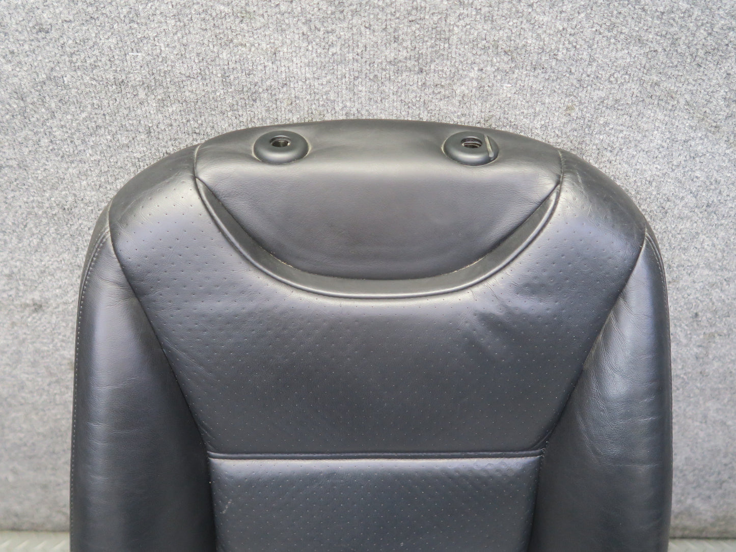 2003-2006 Porsche Cayenne 955 Front Right Seat Backrest Upper Leather Cushion