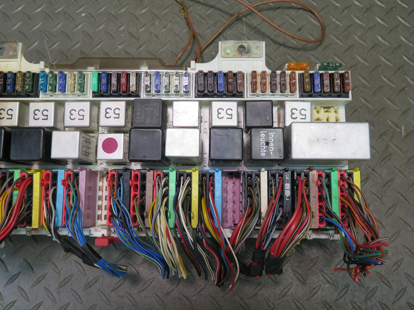 1987-1988 Porsche 928 Fuse Relay Box Module 92861010514