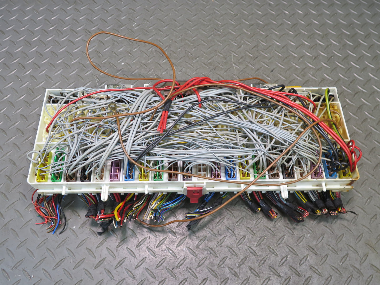 1987-1988 Porsche 928 Fuse Relay Box Module 92861010514