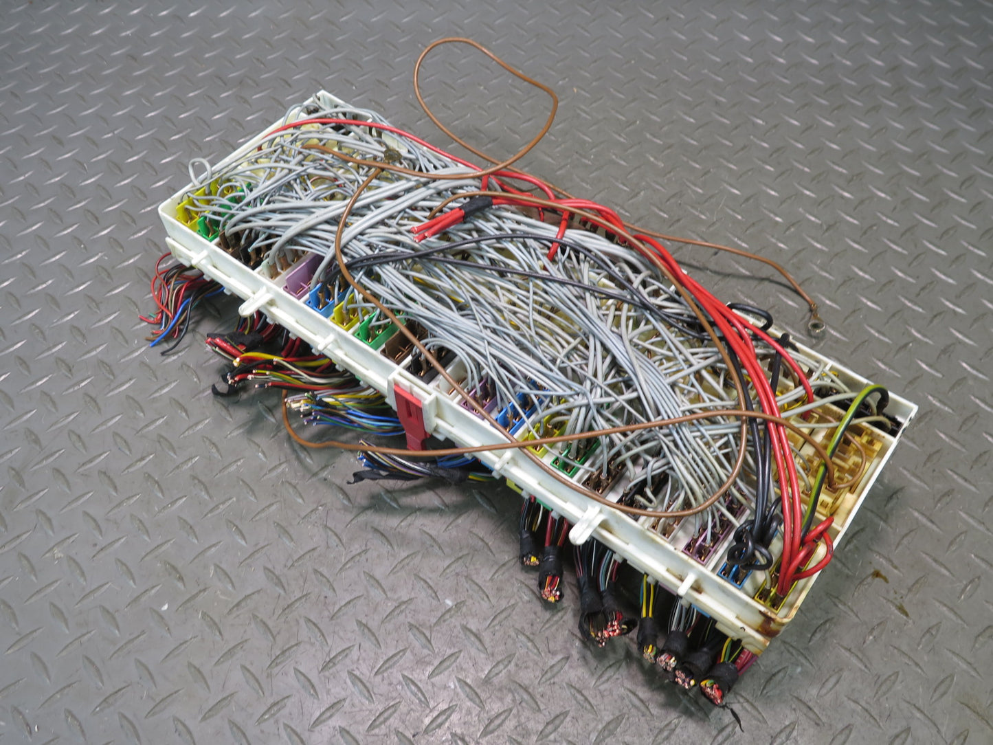 1987-1988 Porsche 928 Fuse Relay Box Module 92861010514