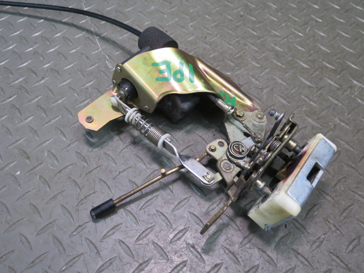 1984-1991 Porsche 928 Right Door Lock Latch Actuator 92853715403