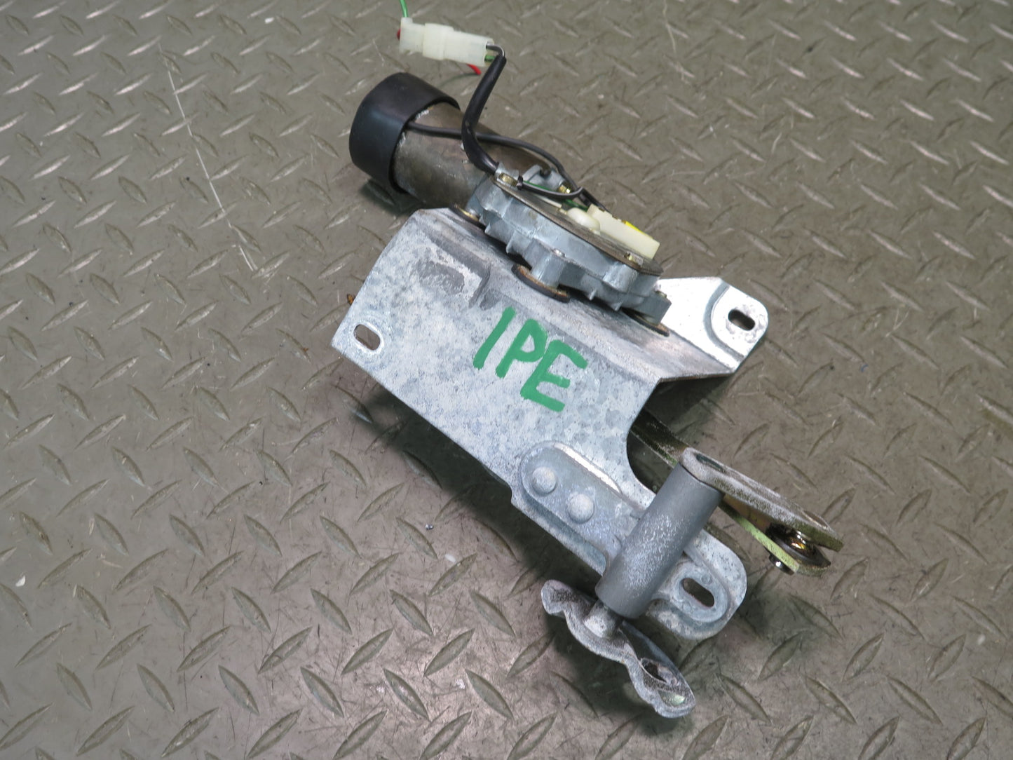 1984-1991 Porsche 928 Rear Trunk Tailgate Hatch Wiper Motor 92862840302